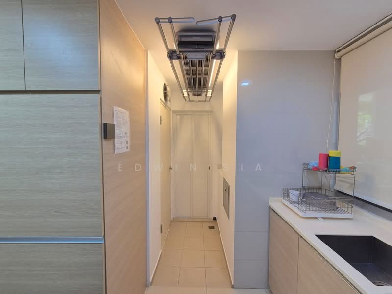 The Scala @ Lorong Chuan, 120 Serangoon Avenue 3, 4 Bedrooms, 1,367 sqft, Condominium For Rent, by Edwin Sia, 500062649 - Corridor - PropertyGuru.com.sg