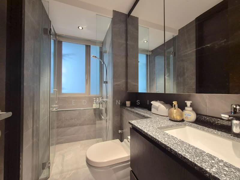 The Scala @ Lorong Chuan, 120 Serangoon Avenue 3, 4 Bedrooms, 1,367 sqft, Condominium For Rent, by Edwin Sia, 500062649 - Bathroom - PropertyGuru.com.sg