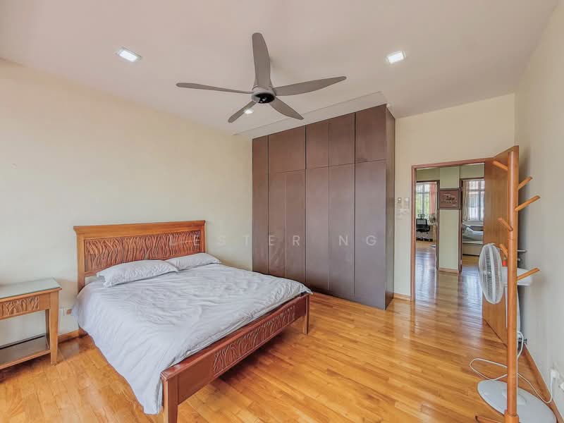 Near to Kembangan MRT Large Master Room In Terraced Hse For Rent, Lorong Kembangan, Room Rental, 350 sqft, Walk-up Apartment For Rent, by Lester Ng, 500062664 - Bedroom - PropertyGuru.com.sg