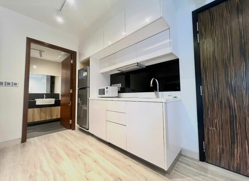 Alexis Condominium For Sale at S$ 1,300,000 | PropertyGuru Singapore - Kitchen