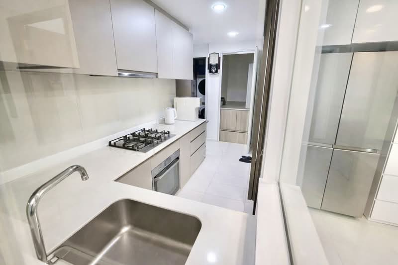 The Visionaire Executive Condominium For Sale at S$ 1,899,999 | PropertyGuru Singapore - Kitchen