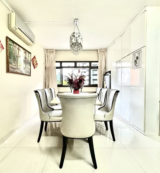 513 Jelapang Road HDB Flat For Sale at S$ 980,000 | PropertyGuru Singapore - Dining Room