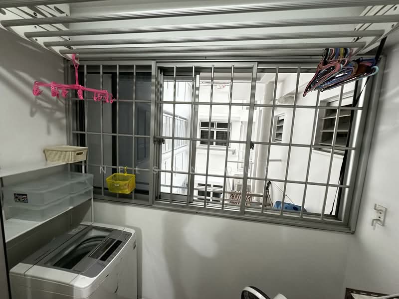 672A Yishun Avenue 4, 672A Yishun Avenue 4, 2 Bedrooms, 732 sqft, HDB Flat For Rent, by Nelson Quek, 500062670 - Service yard - PropertyGuru.com.sg