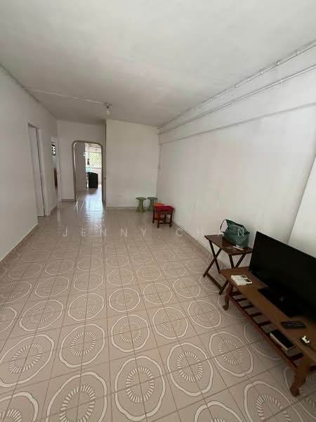 612 Clementi West Street 1, 612 Clementi West Street 1, 2 Bedrooms, 796 sqft, HDB Flat For Sale, by Jenny Chan, 500062698 - Living Room - PropertyGuru.com.sg