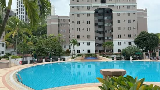 Castle Green Condominium For Sale at S$ 1,700,000 | PropertyGuru Singapore
