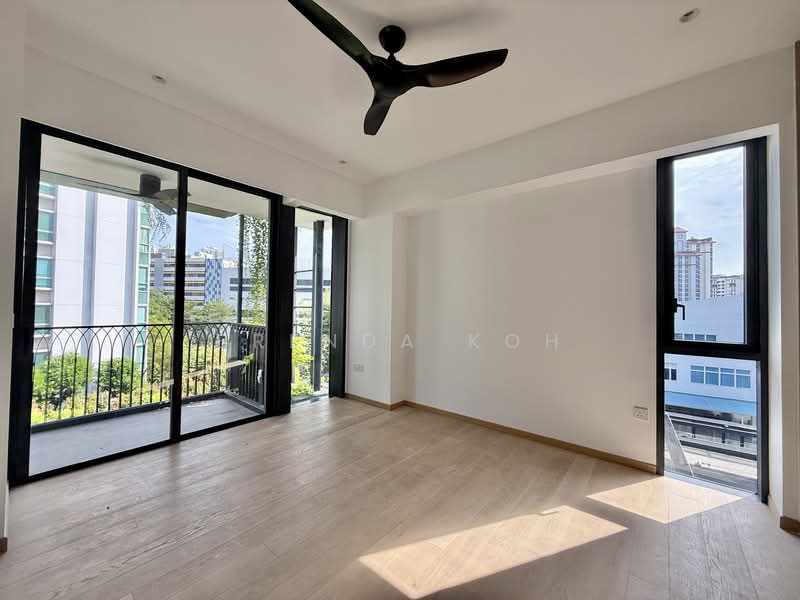 Jervois Mansion, 14 Jervois Close, 4 Bedrooms, 1,539 sqft, Condominium For Rent, by Brenda Koh, 500062716 - Master Bedroom - PropertyGuru.com.sg