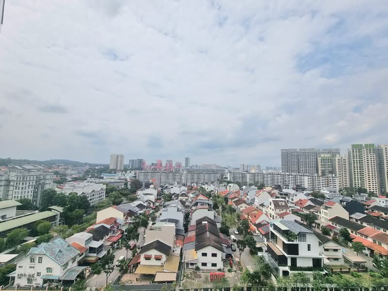 JadeScape Condominium For Sale at S$ 1,850,000 | PropertyGuru Singapore - Unblocked landed views