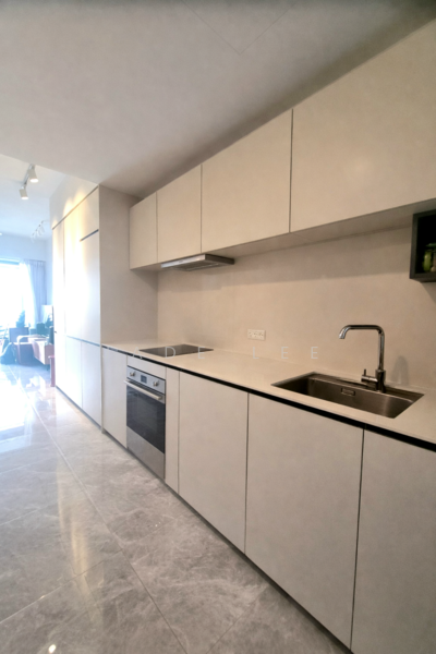 JadeScape Condominium For Sale at S$ 1,850,000 | PropertyGuru Singapore - Kitchen