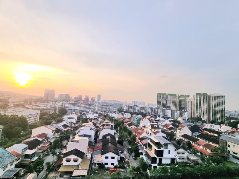 JadeScape, 314 Shunfu Road, 2 Bedrooms, 764 sqft, Condominium For Sale, by Jade Lee, 500062728 - High floor,breezy unblocked landed view - PropertyGuru.com.sg