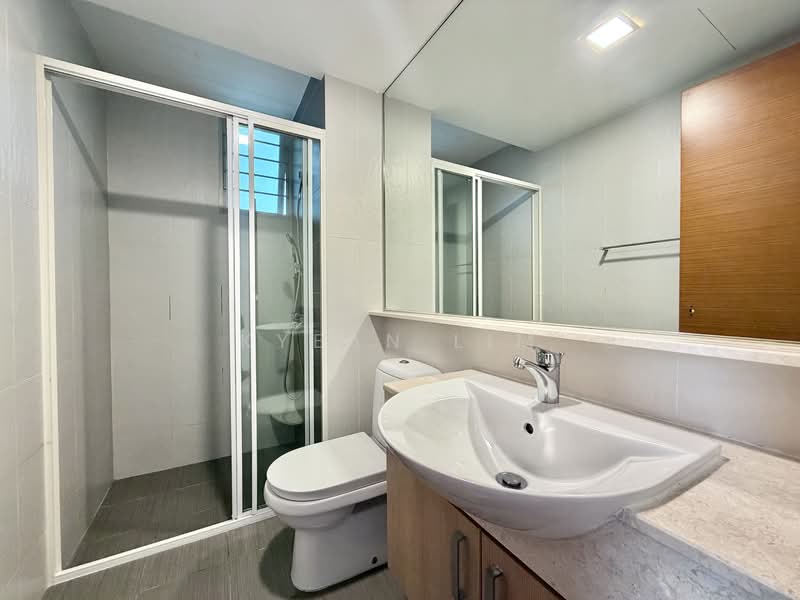 The Raintree, 89 Bukit Drive, 3 Bedrooms, 1,270 sqft, Condominium For Rent, by Kyean Lim, 500062733 - Bathroom - PropertyGuru.com.sg