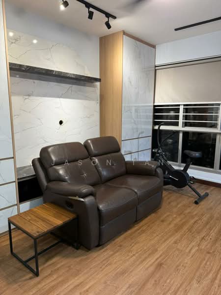 986B Buangkok Crescent, 986B Buangkok Crescent, 2 Bedrooms, 721 sqft, HDB Flat For Rent, by Jason Tan, 500062741 - Living Room - PropertyGuru.com.sg