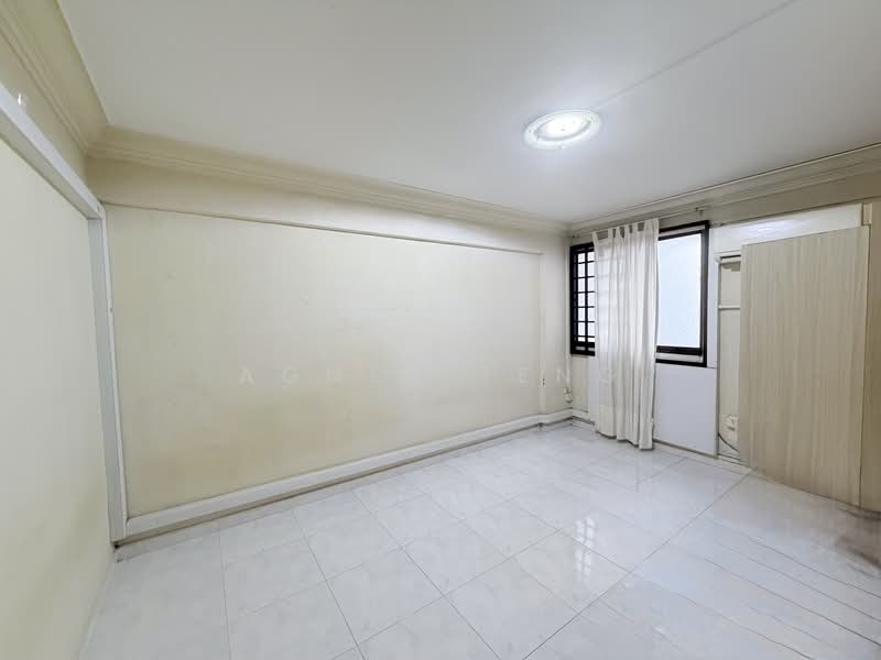 128 Lorong 1 Toa Payoh, 128 Lorong 1 Toa Payoh, 2 Bedrooms, 721 sqft, HDB Flat For Sale, by Agnes Teng, 500062743 - Bedroom  - PropertyGuru.com.sg