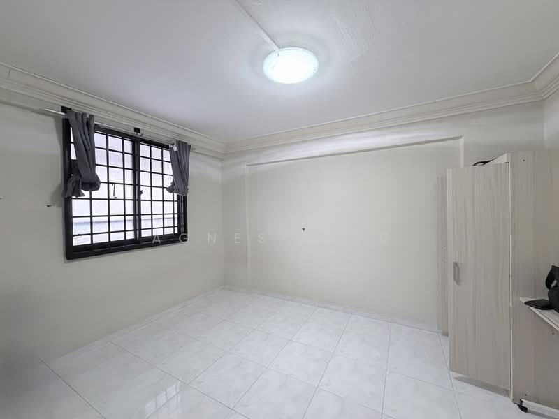 128 Lorong 1 Toa Payoh, 128 Lorong 1 Toa Payoh, 2 Bedrooms, 721 sqft, HDB Flat For Sale, by Agnes Teng, 500062743 - Bedroom  - PropertyGuru.com.sg