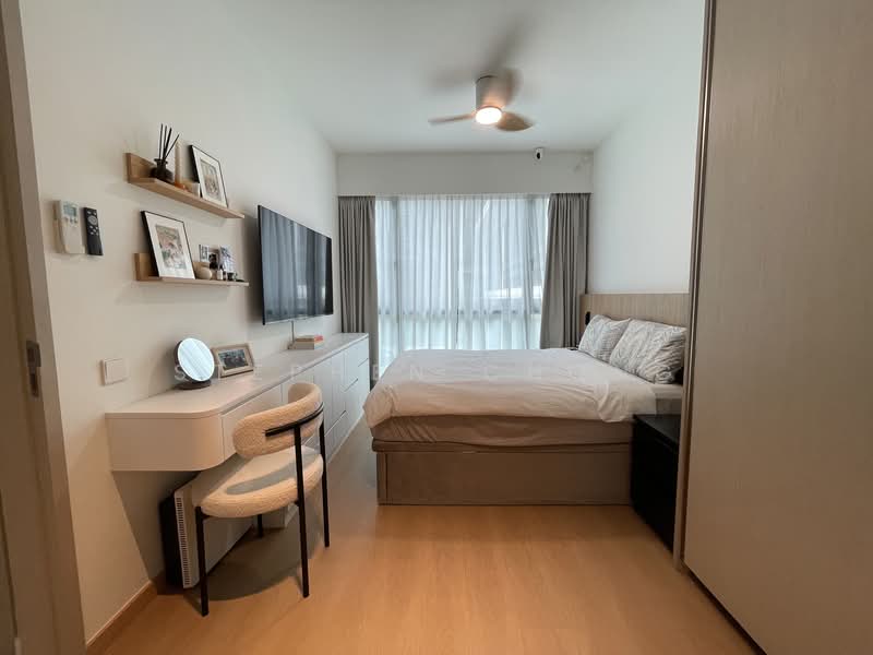 Treasure at Tampines Condominium For Sale at S$ 1,860,000 | PropertyGuru Singapore - Master Bedroom