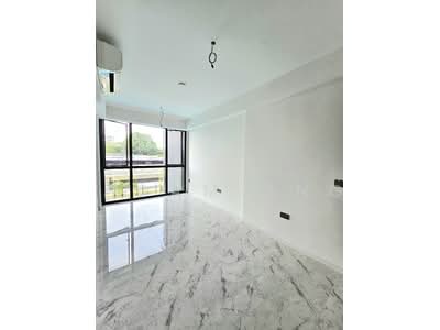 For Sale - Sceneca Residence