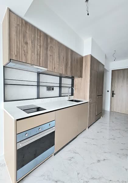Sceneca Residence, 26 Tanah Merah Kechil Link, 1 Bedroom, 538 sqft, Condominium For Sale, by Adam Tng, 500062752 - Kitchen - PropertyGuru.com.sg