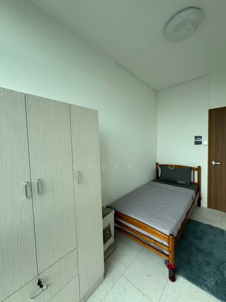 Hillview Regency, 28 Bukit Batok East Avenue 2, Room Rental, 110 sqft, Condominium For Rent, by Janssen Ho, 500062765 - Bedroom - PropertyGuru.com.sg