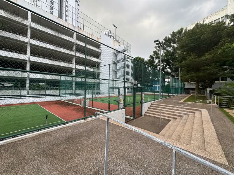 Hillview Regency, 28 Bukit Batok East Avenue 2, Room Rental, 110 sqft, Condominium For Rent, by Janssen Ho, 500062765 - Exterior - PropertyGuru.com.sg