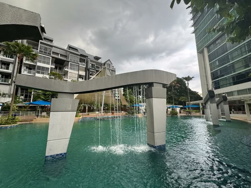 Hillview Regency, 28 Bukit Batok East Avenue 2, Room Rental, 150 sqft, Condominium For Rent, by Janssen Ho, 500062772 - Exterior - PropertyGuru.com.sg