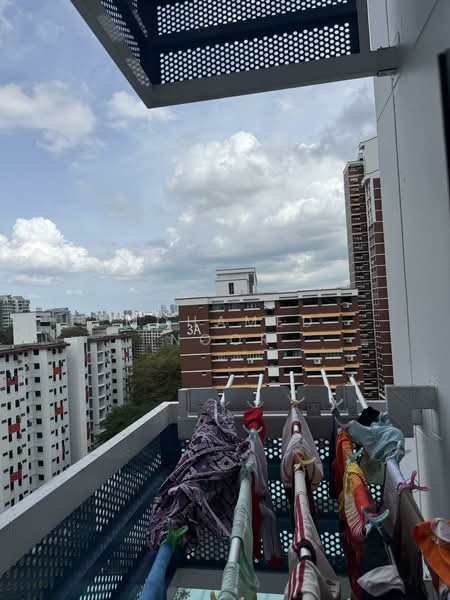 2 Holland Avenue, 2 Holland Avenue, 3 Bedrooms, 699 sqft, HDB Flat For Sale, by Mohamed Noor, 500062778 - Exterior - PropertyGuru.com.sg