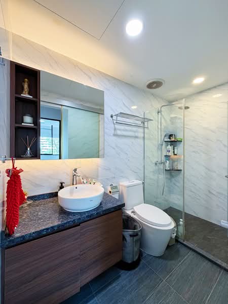 Ridgewood Condominium Condominium For Sale at S$ 2,700,000 | PropertyGuru Singapore - Bathroom