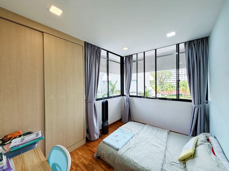 Ridgewood Condominium Condominium For Sale at S$ 2,700,000 | PropertyGuru Singapore - Bedroom