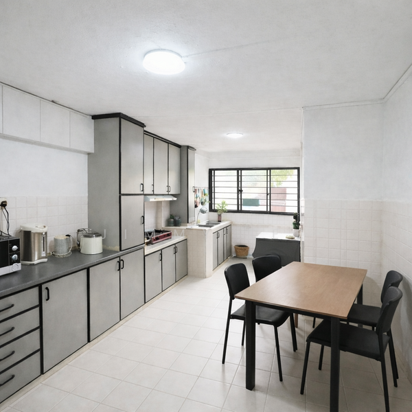 397 Yishun Avenue 6 HDB Flat For Sale at S$ 415,000 | PropertyGuru Singapore - Kitchen