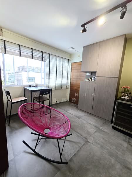 59 Marine Terrace HDB Flat For Sale at S$ 610,000 | PropertyGuru Singapore - Main Entrance foyer