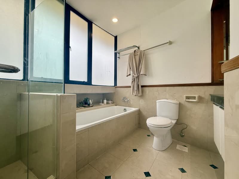 The Draycott Condominium For Sale at S$ 5,995,000 | PropertyGuru Singapore - Bathroom