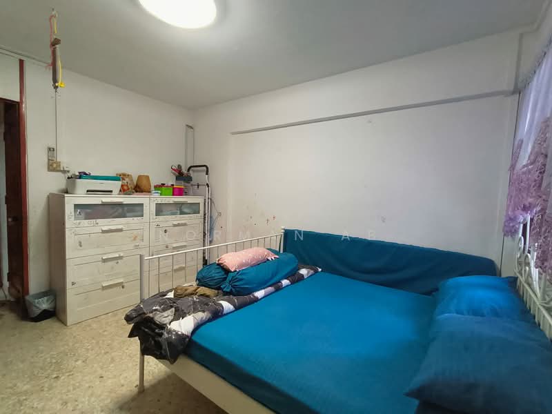 550 Ang Mo Kio Avenue 10 HDB Flat For Sale at S$ 407,000 | PropertyGuru Singapore - Bedroom