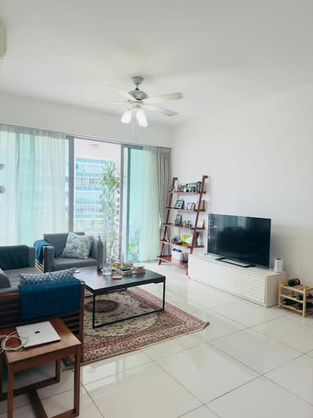 The Minton Condominium For Sale at S$ 2,150,000 | PropertyGuru Singapore - Living Room