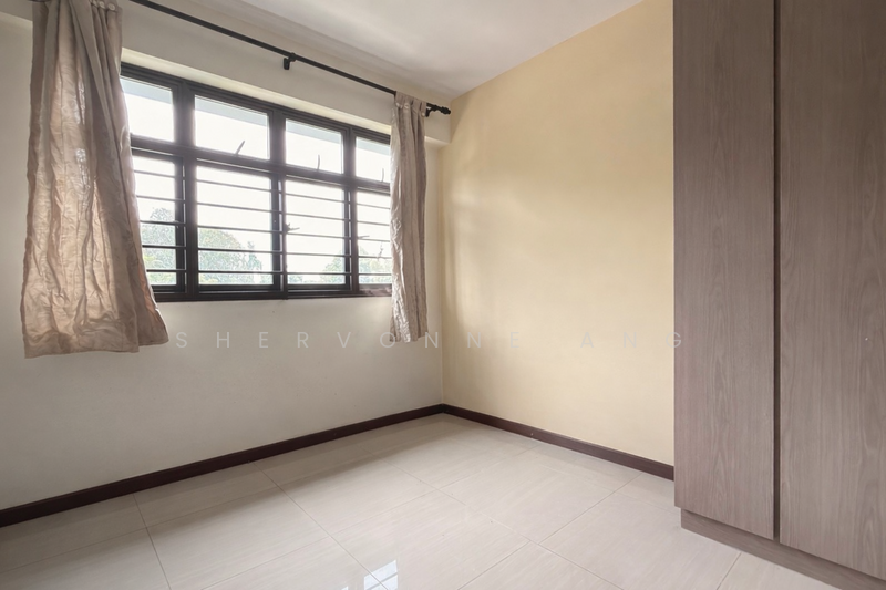 509A Yishun Avenue 4 HDB Flat For Sale at S$ 640,000 | PropertyGuru Singapore - Bedroom