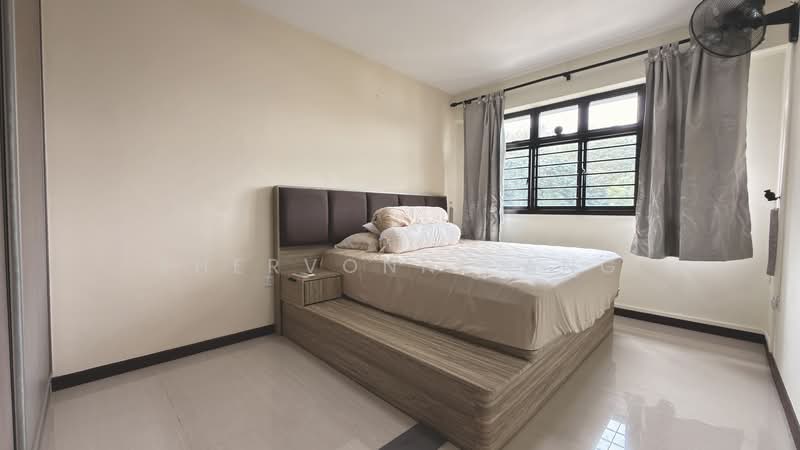 509A Yishun Avenue 4 HDB Flat For Sale at S$ 640,000 | PropertyGuru Singapore - Bedroom