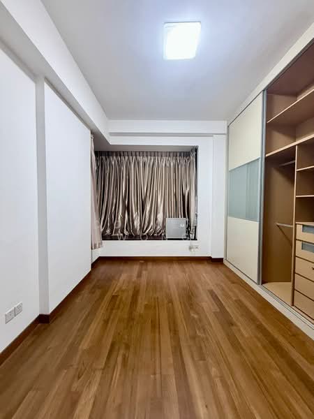 D'Oasia Condominium For Sale at S$ 1,370,000 | PropertyGuru Singapore - Bedroom