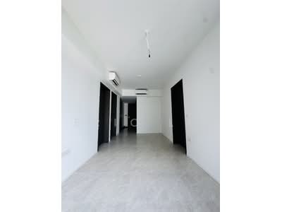 For Rent - Piccadilly Grand