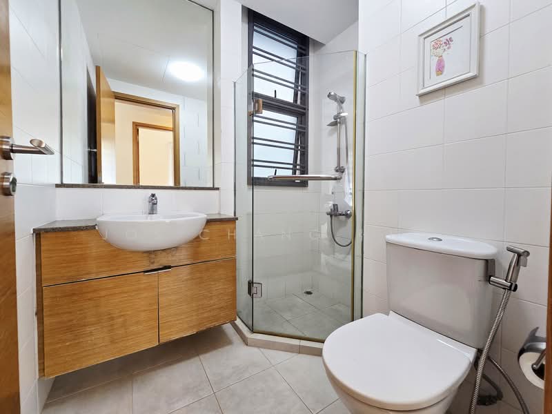 The Waterina Apartment For Sale at S$ 1,999,999 | PropertyGuru Singapore - Bathroom