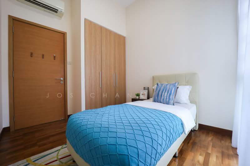 The Waterina Apartment For Sale at S$ 1,999,999 | PropertyGuru Singapore - Bedroom