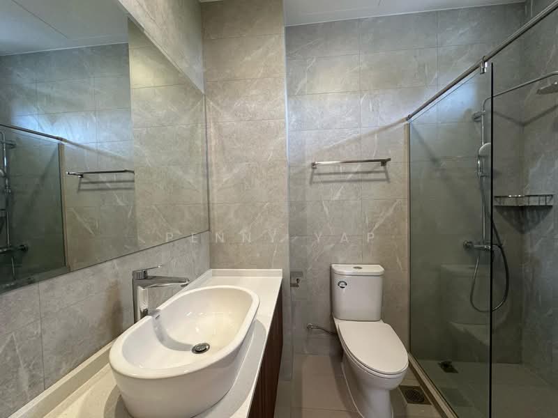 Orange Regency, 101 Fernhill Road, 3 Bedrooms, 2,433 sqft, Apartment For Rent, by Penny Yap, 500062898 - Bathroom - PropertyGuru.com.sg