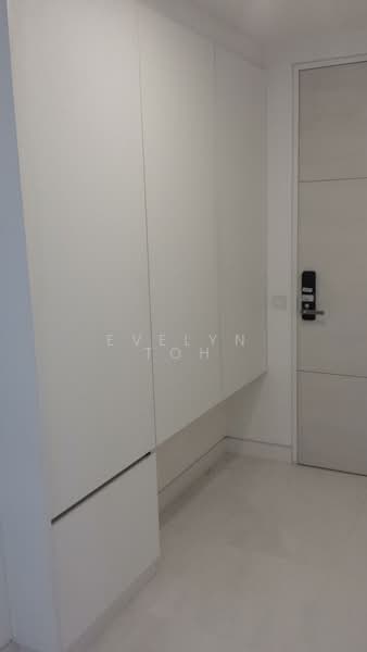 Silversea, , 2 Bedrooms, 980 sqft, Condominium For Rent, by Evelyn Toh, 500062916 - Entrance - PropertyGuru.com.sg