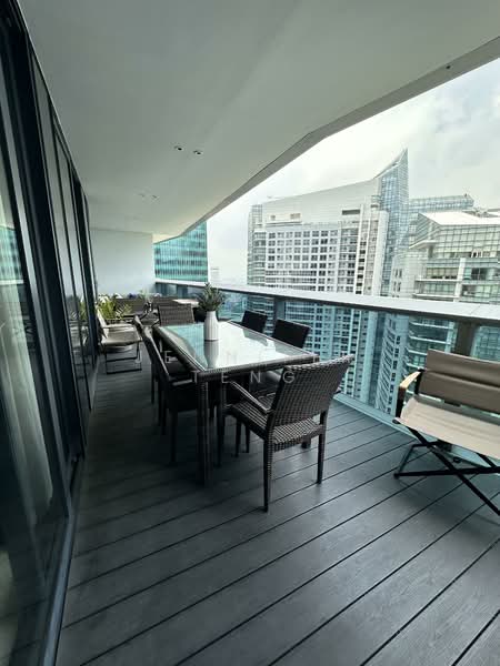 Marina Bay Suites, 3 Central Boulevard, 4 Bedrooms, 2,045 sqft, Apartment For Rent, by Jennifer Teng, 500062917 - Balcony - PropertyGuru.com.sg