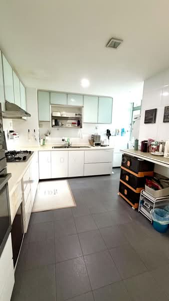 Hume Park II Condominium For Sale at S$ 1,850,000 | PropertyGuru Singapore