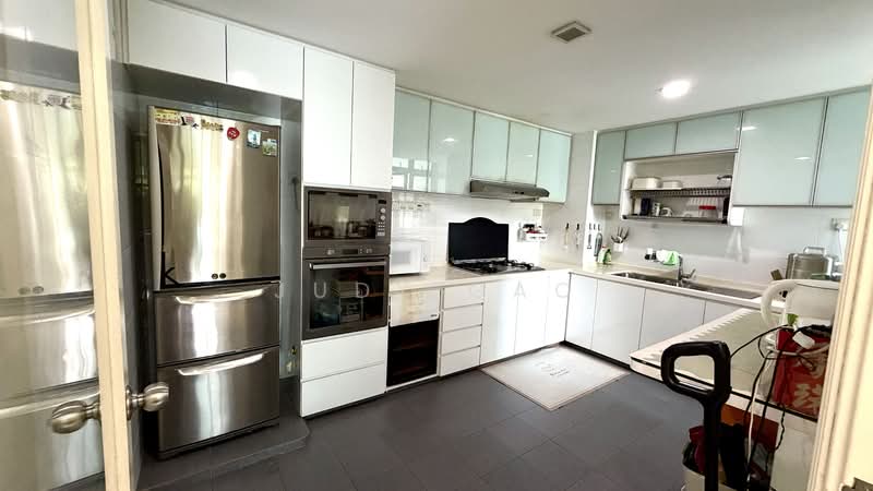 Hume Park II Condominium For Sale at S$ 1,850,000 | PropertyGuru Singapore