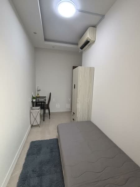 The Centris, 65 Jurong West Central 3, Room Rental, 100 sqft, Apartment For Rent, by Rick Yeong 杨祖耀, 500062928 - Bedroom - PropertyGuru.com.sg