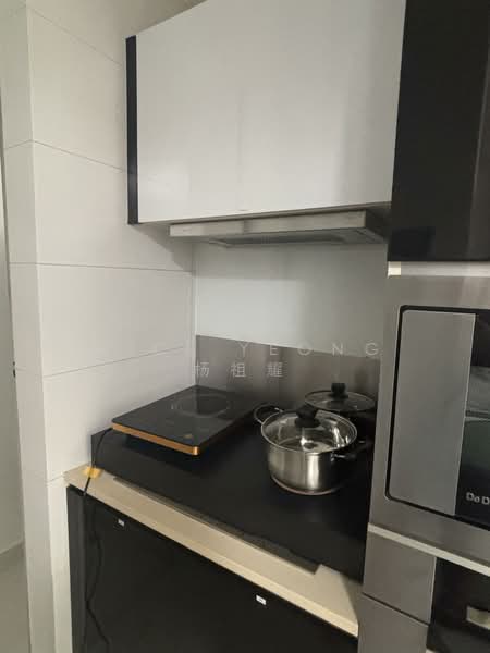 The Centris, 65 Jurong West Central 3, Room Rental, 100 sqft, Apartment For Rent, by Rick Yeong 杨祖耀, 500062928 - Kitchen - PropertyGuru.com.sg
