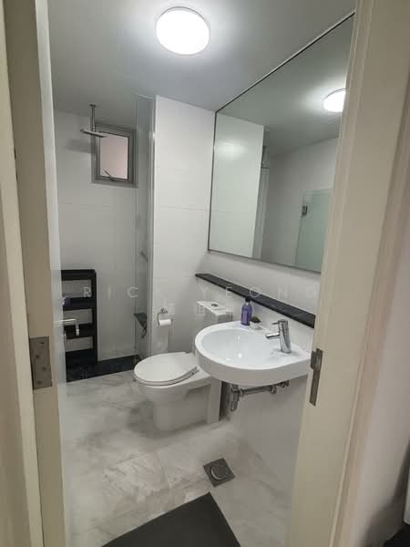 The Centris, 65 Jurong West Central 3, Room Rental, 100 sqft, Apartment For Rent, by Rick Yeong 杨祖耀, 500062928 - Bathroom - PropertyGuru.com.sg