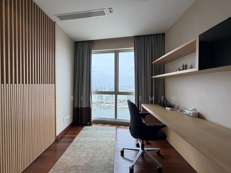 The Sail @ Marina Bay Condominium For Sale at S$ 10,999,000 | PropertyGuru Singapore - Study