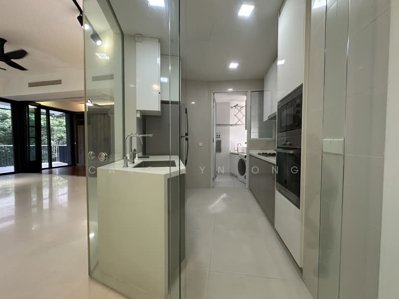 d'Leedon (Former Farrer Court) Condominium For Sale at S$ 3,100,000 | PropertyGuru Singapore - Kitchen