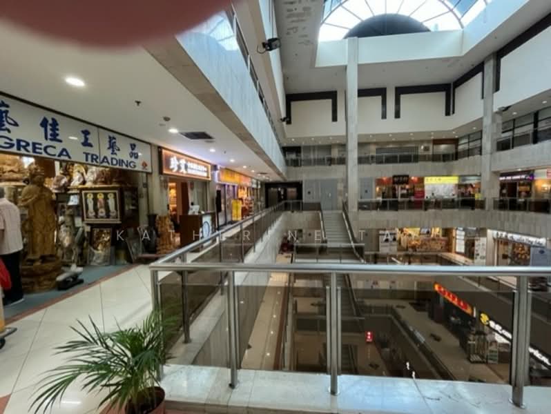 Fu Lu Shou Complex, 149 Rochor Road, 452 sqft, Mall Shop For Sale, by Katherine Tay, 500062970 - Interior - CommercialGuru.com.sg