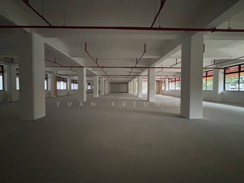 Various B1 Units for Rent Near Kakit Bukit MRT, Kakit Bukit, 3,562 sqft, Light Industrial (B1) For Rent, by Fuan Freddie, 500062978 - Interior - CommercialGuru.com.sg
