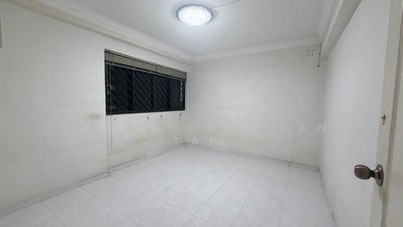 468 Jurong West Street 41, 468 Jurong West Street 41, Boon Lay / Jurong / Tuas, 3 Bedrooms, 1,055 sqft, HDB Flat For Sale, by Darryl Jonathan Tan, 500063009 - Common Bedroom 2 - PropertyGuru.com.sg